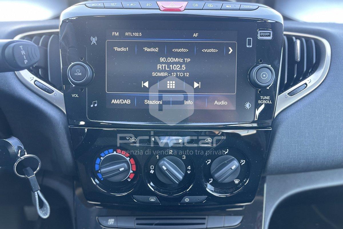 LANCIA Ypsilon 1.0 FireFly 5 porte S&S Hybrid Gold