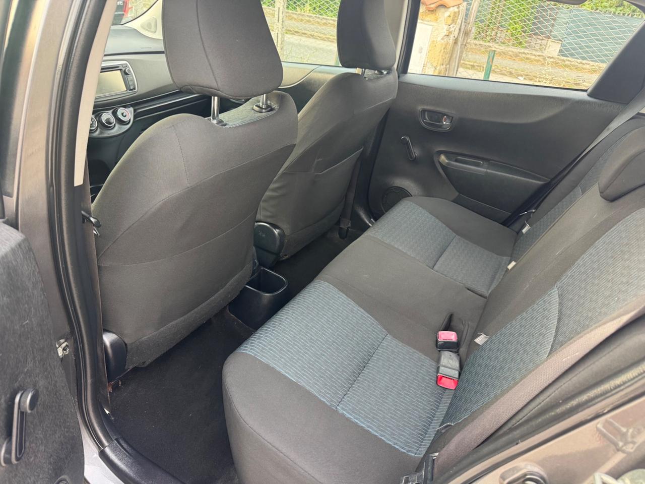 Toyota Yaris 1.4 D-4D 5 porte Lounge NEOPATENTATI