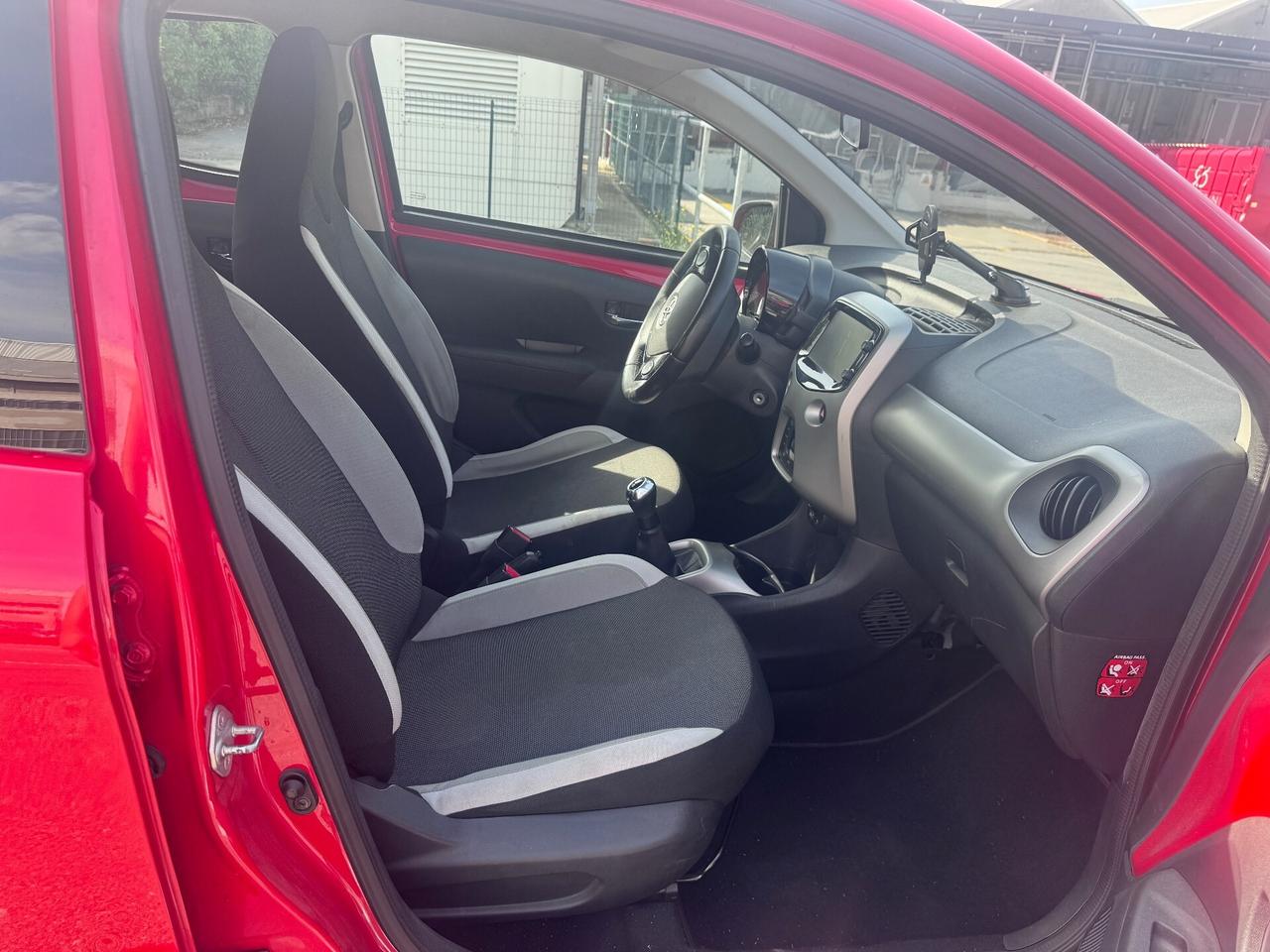 Toyota Aygo 1.0 VVT-i 69 CV 5 porte 11/2016