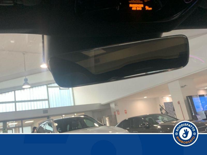 Mercedes-Benz CLA 200 Automatic Coupé AMG Line Premium