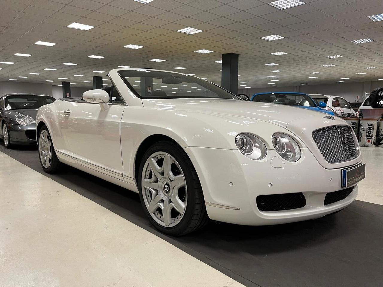 Bentley Continental GTC W12 560cv Pack Mulliner