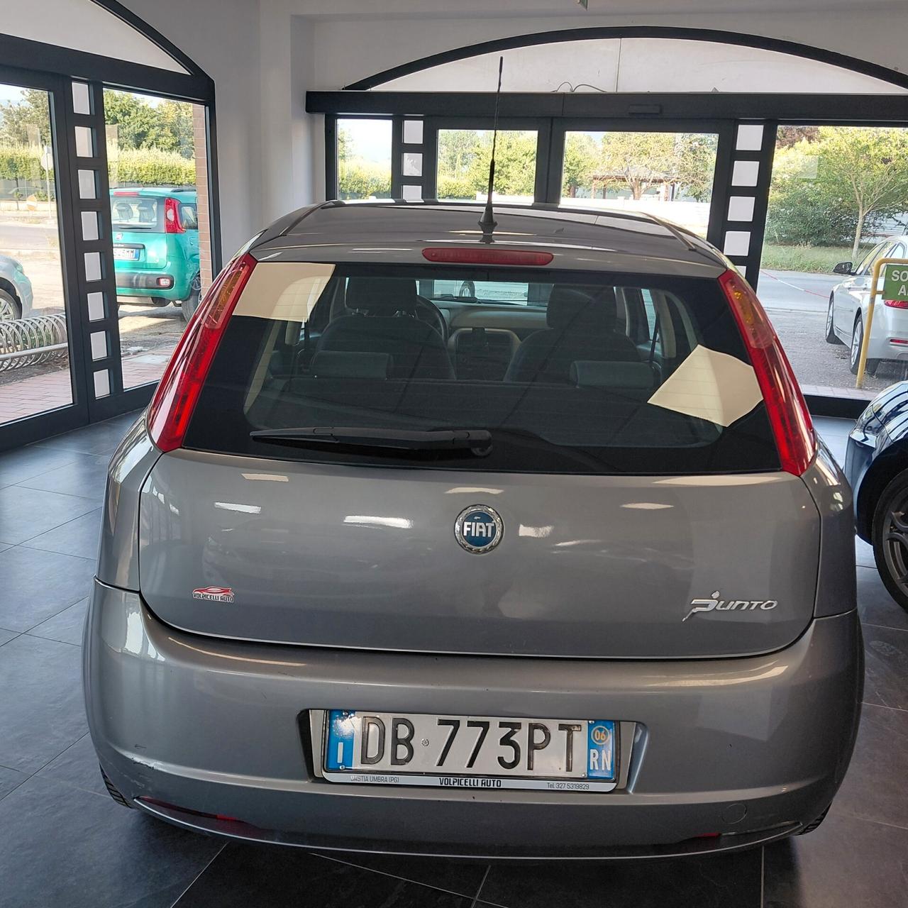 FIAT GRANDE PUNTO ANNO 2006 BZ 1.2 ADATTA NEOPATENTATI KM 189 MILA