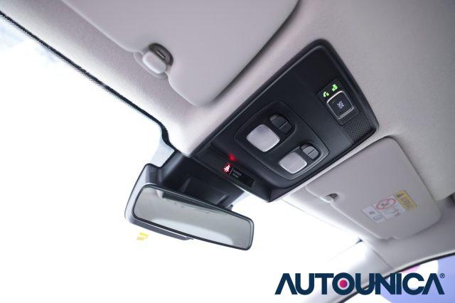 RENAULT Clio TCE 90 CV 5 PORTE BUSINESS FARI LED