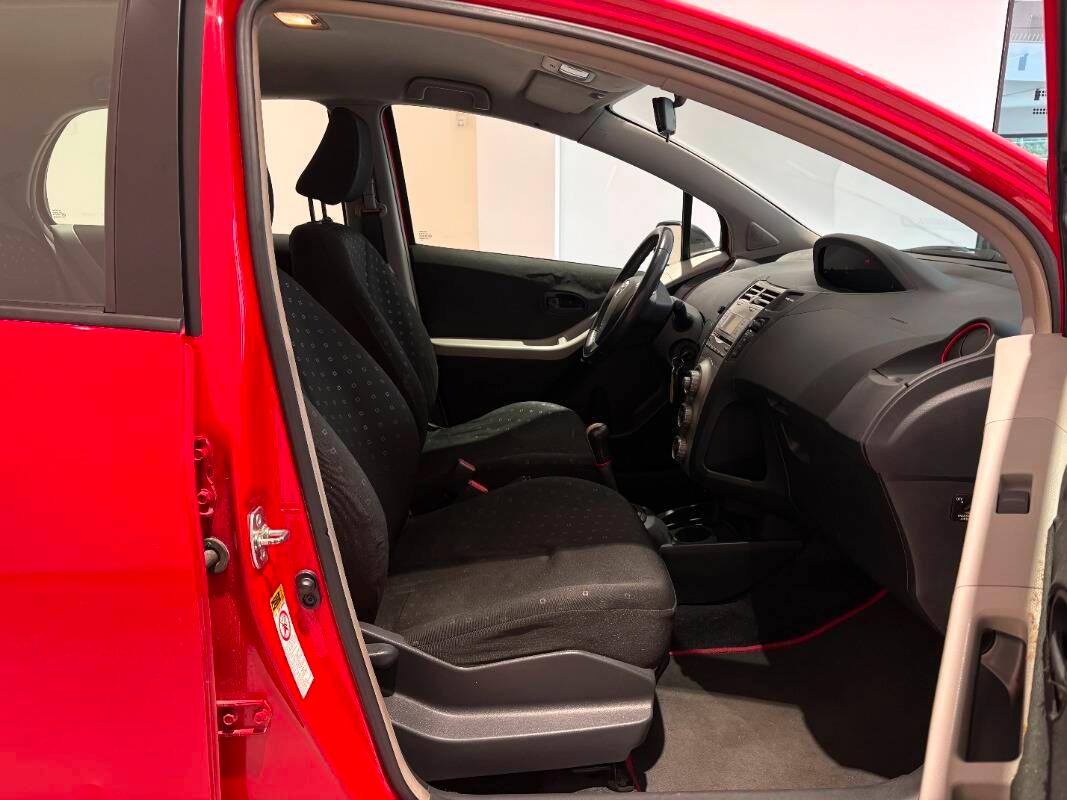 Toyota Yaris 1.0 5p