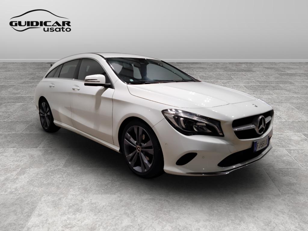 Mercedes-Benz CLA Shooting Brake - X117 - CLA Shooting Brake 220 d Sport a