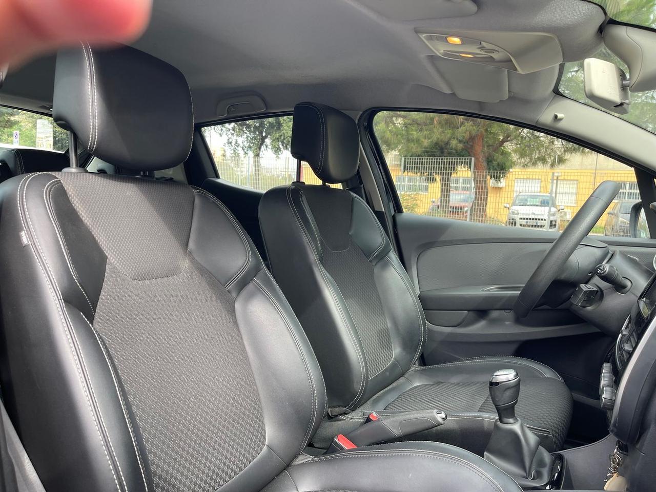 Renault Clio Moschino Zen 0.9 TCe 90 LPG #12174