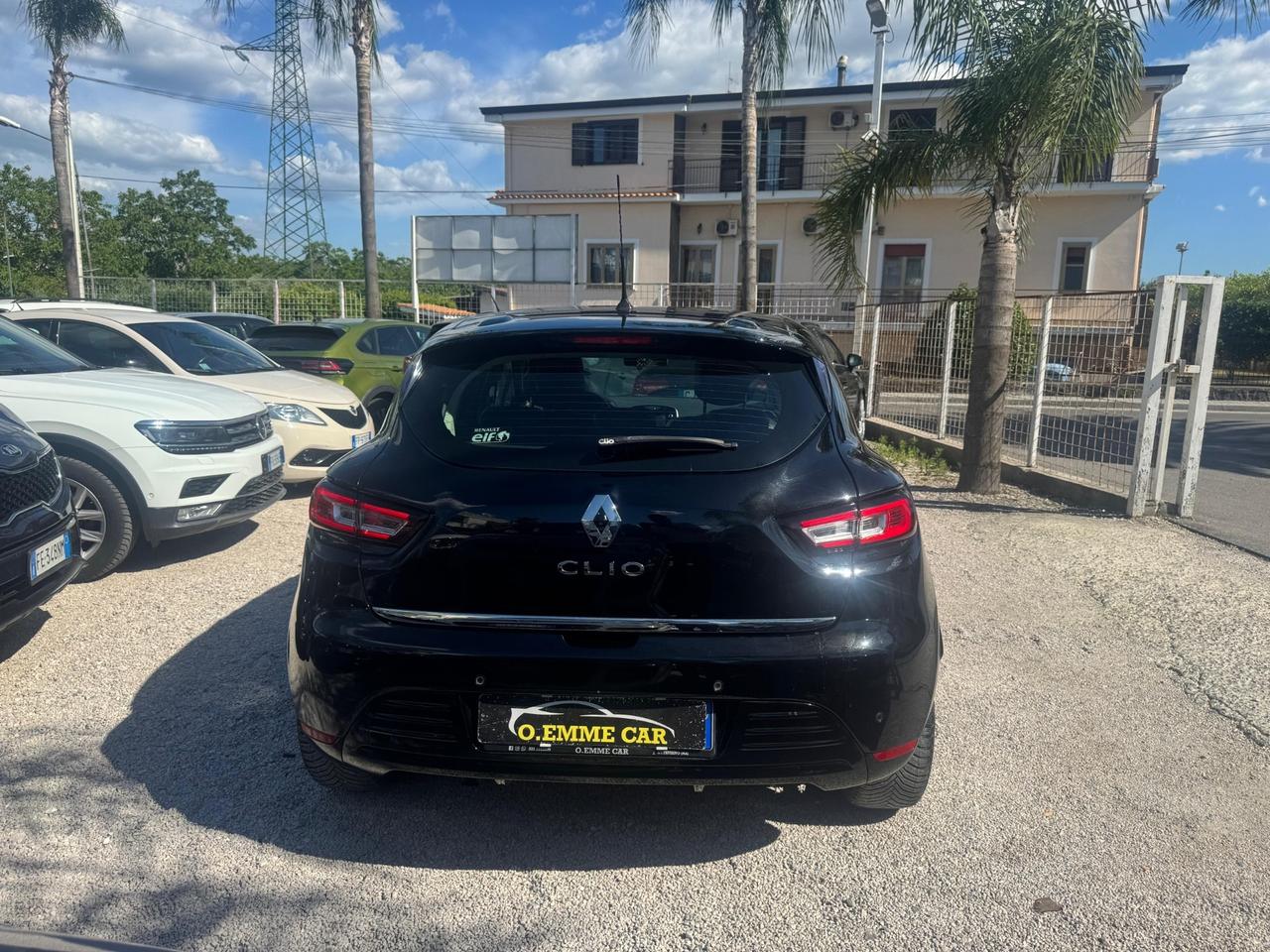 RENAULT CLIO 1.5DCI 75CV FULL LED RETROCAM