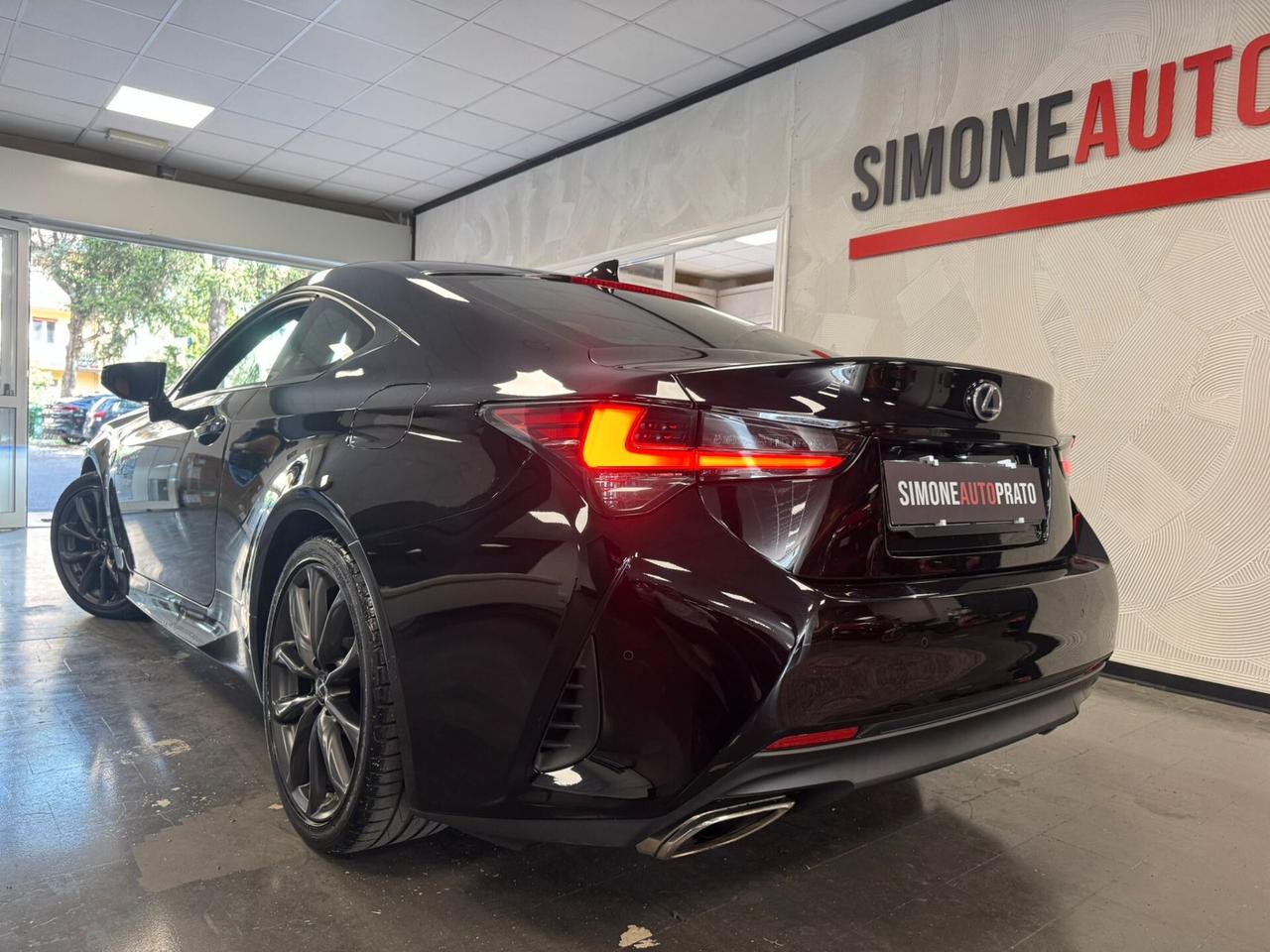Lexus RC F Hybrid Sport