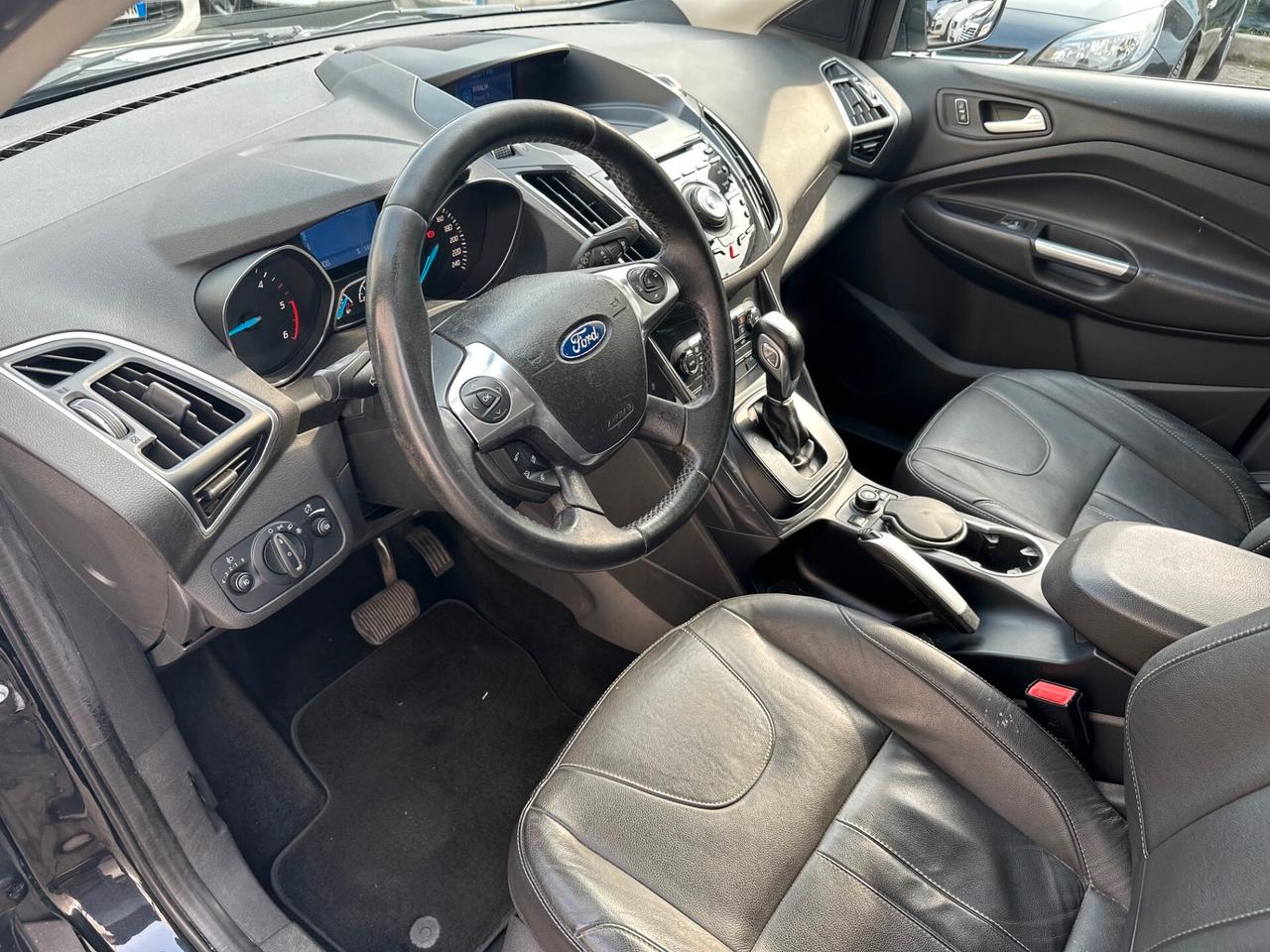 Ford Kuga 2.0 TDCI 140 CV 4WD Powershift Titanium*EURO5*FULL