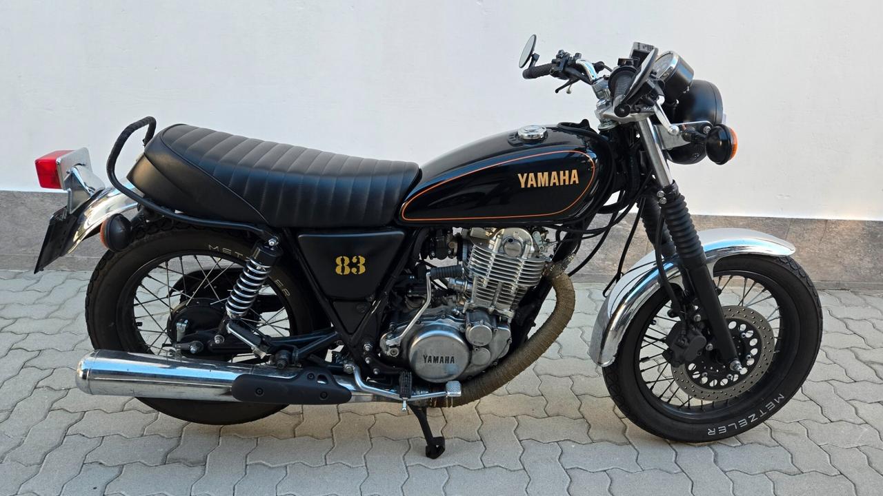 Yamaha SR 400 2017
