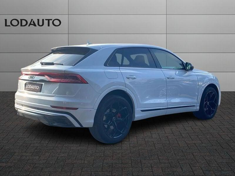 Audi Q8 Q8 55 TFSI quattro tiptronic Sport "S-Line Int."