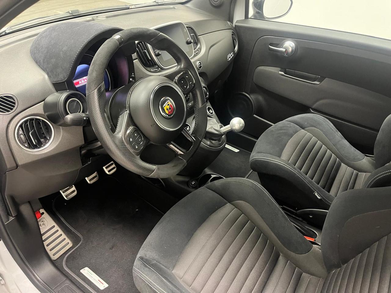 Abarth 595 2016 - 595 1.4 t-jet Competizione 180cv my19