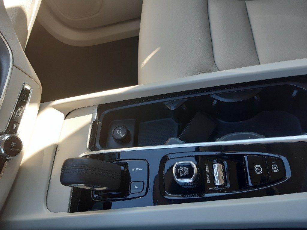 Volvo XC60 B4 (d) Geartronic Momentum