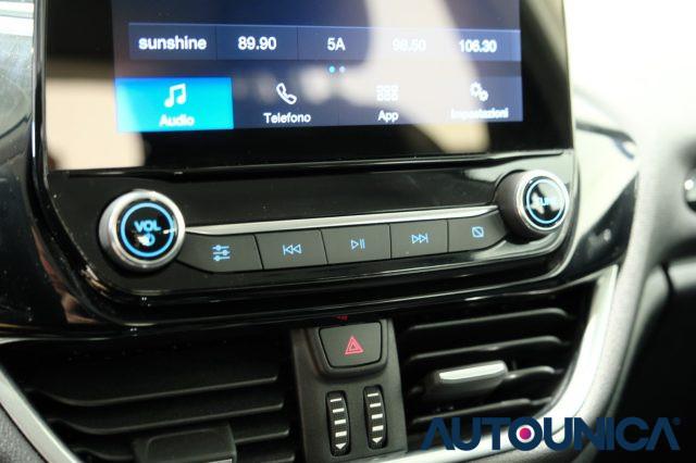 FORD Fiesta 1.1 75 CV GPL 5 PORTE TITANIUM NEOPATENTATI