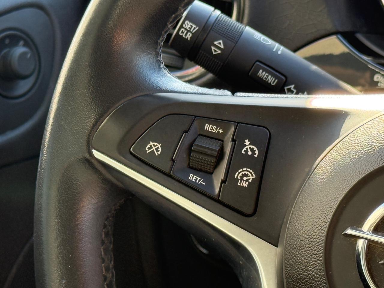 Opel Adam 1.2 - 70 CV |UNIPRO|BI-COLOR