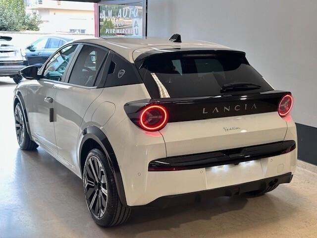 Lancia Ypsilon Hybrid e-DCT LX KM0 2026