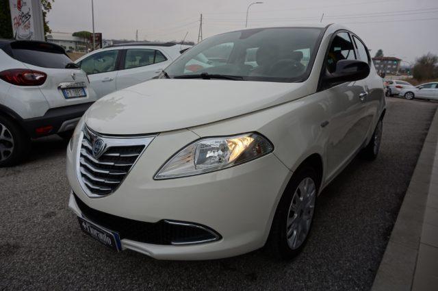 LANCIA Ypsilon 1.2 69 CV 5 porte Gold NEOPATENTATI