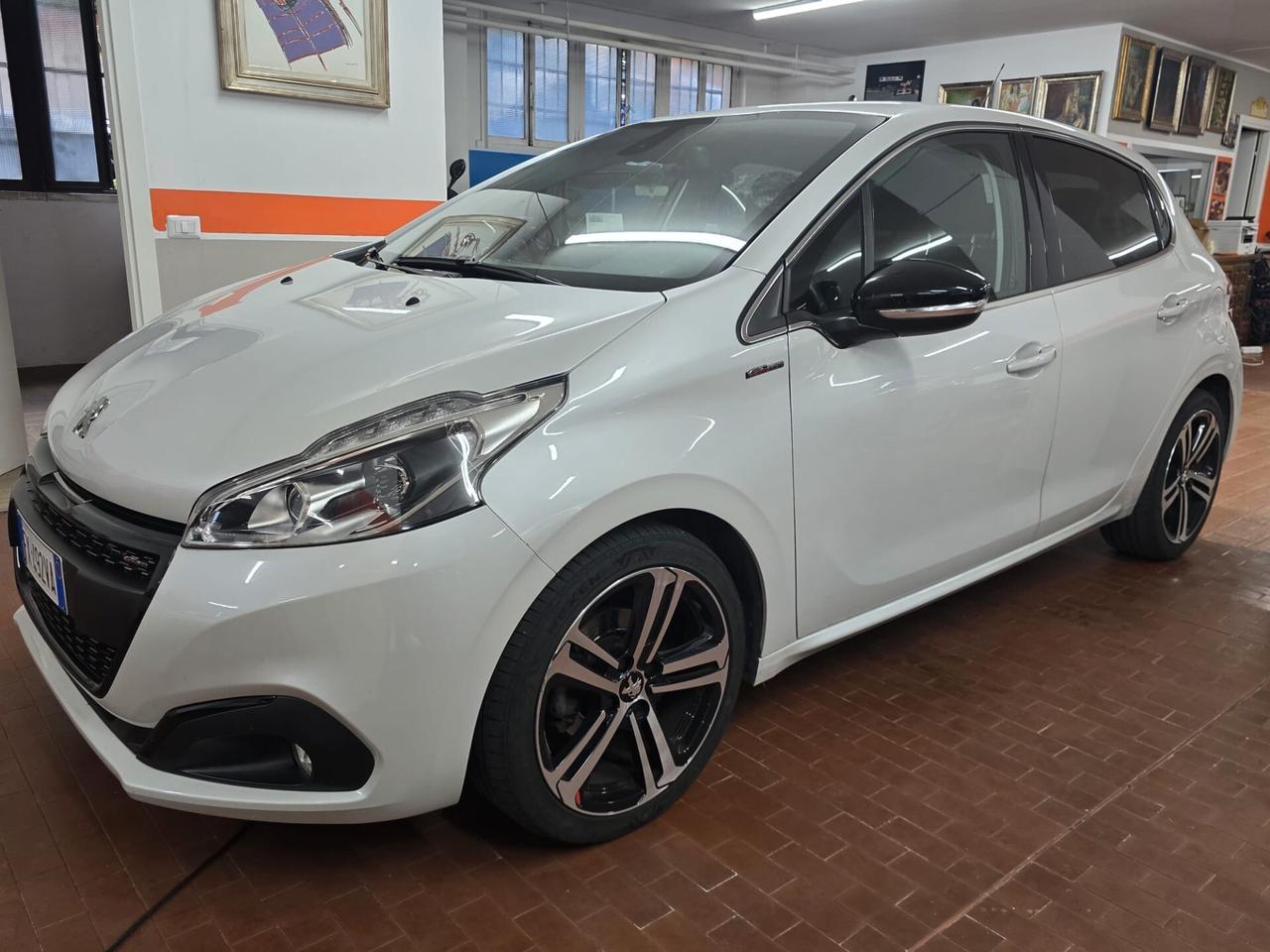 Peugeot 208 BlueHDi 100 S&S 5 porte GT Line