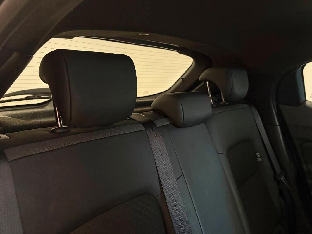 Nissan Juke 1.0 dig-t N-Connecta 114cv dct