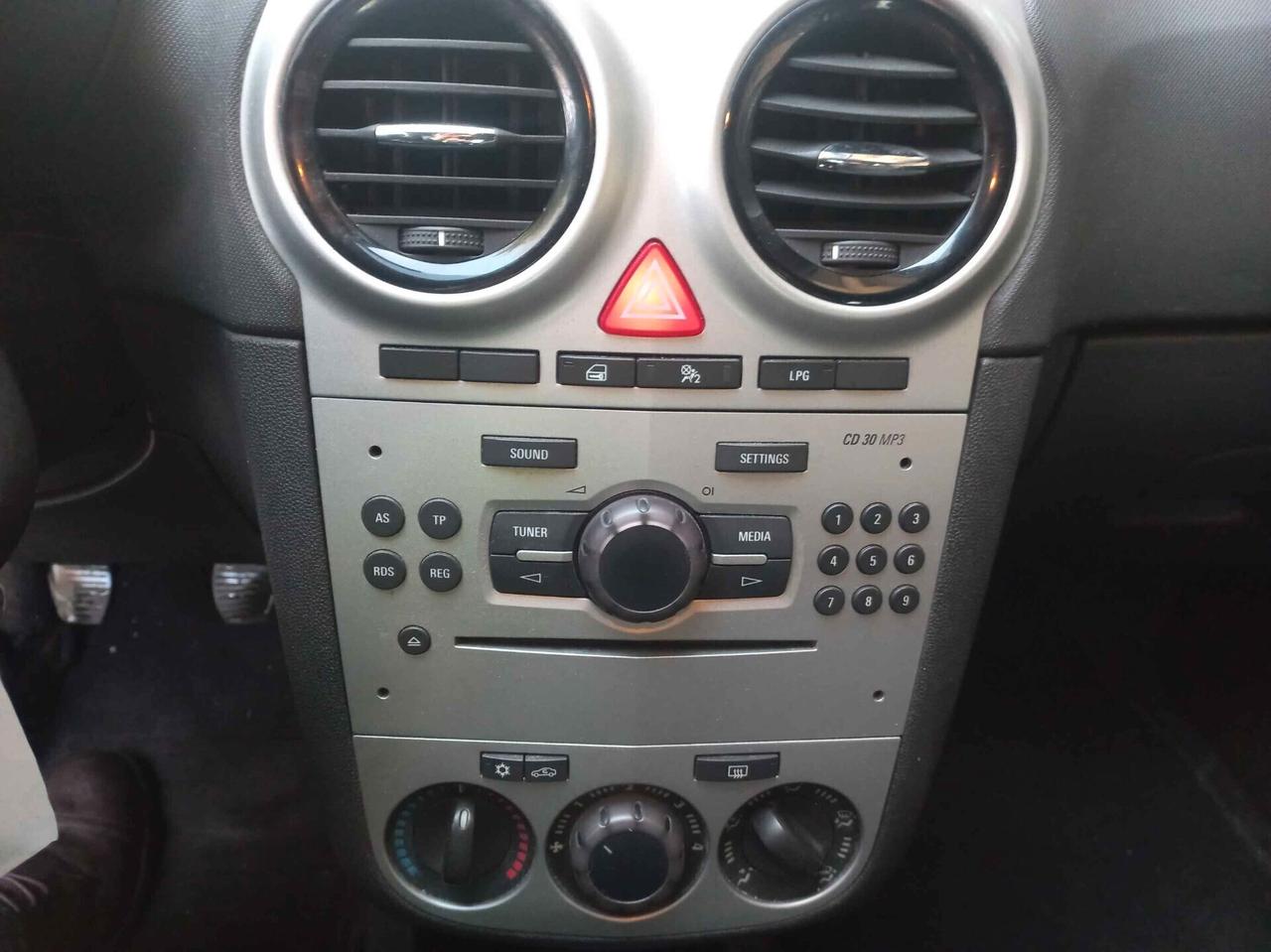 Opel Corsa 1.2 85CV 5 porte GPL-TECH Elective