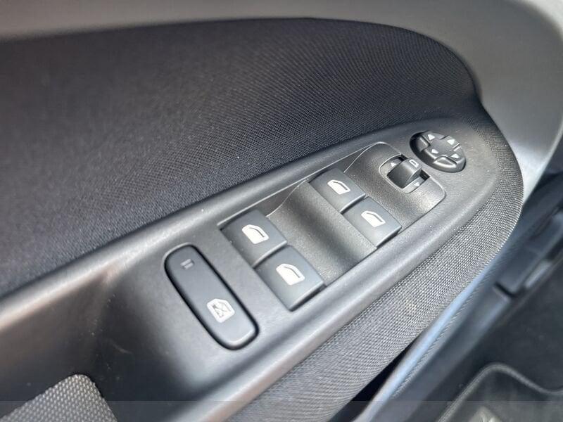 Jeep Avenger 1.2 turbo e-hybrid mhev Longitude fwd 110c