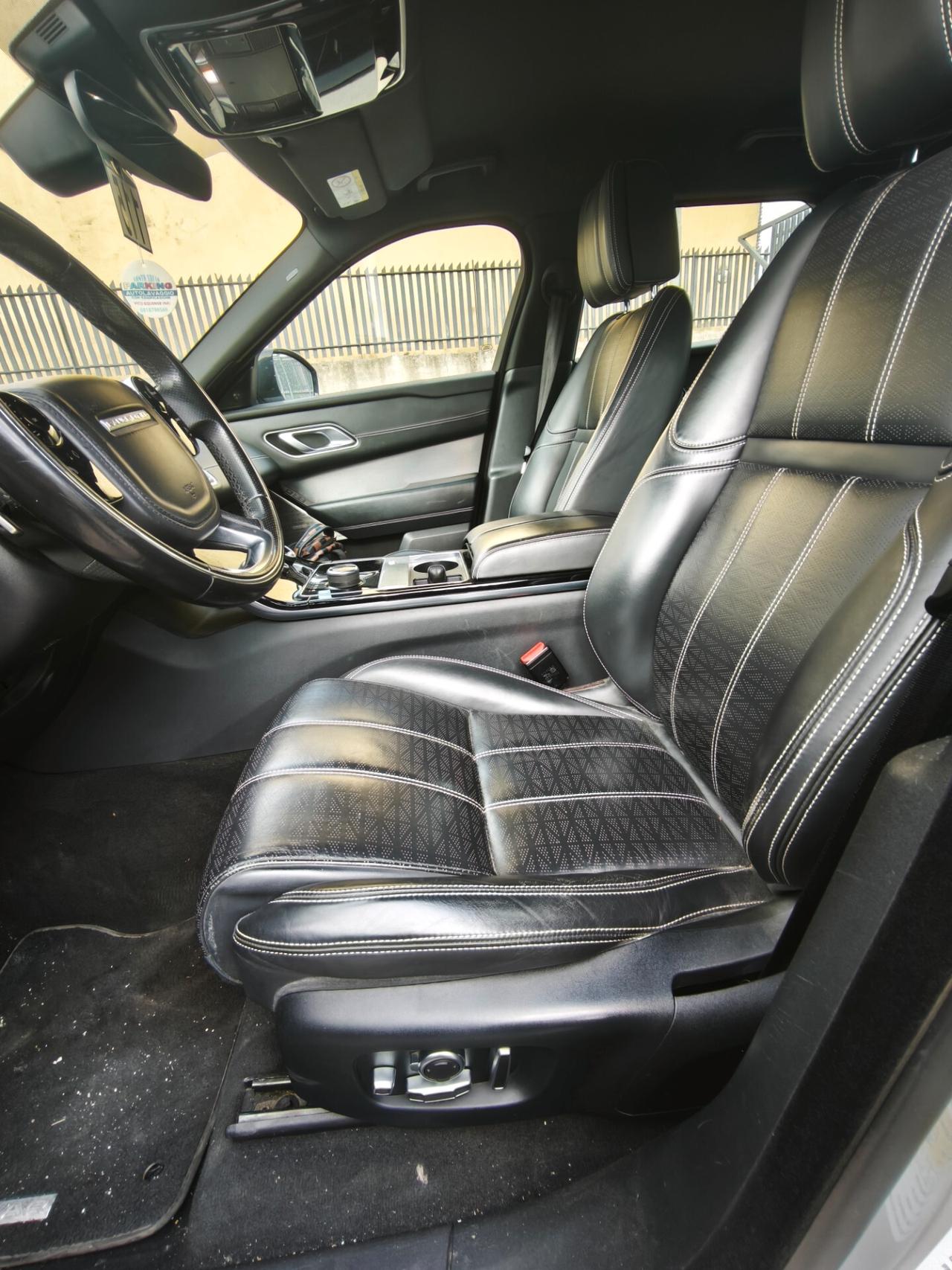 Land Rover Range Velar 2.0D I4 240 CV R-Dynamic HSE motore nuovo con fattura