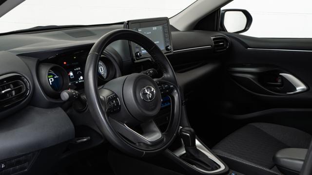 TOYOTA Yaris 1.5 Hybrid IVA ESPOSTA NEOPATENTATI