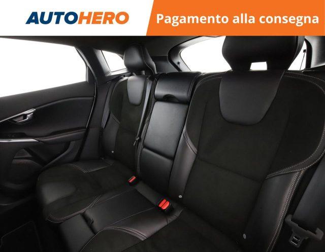 VOLVO V40 D2 R-design