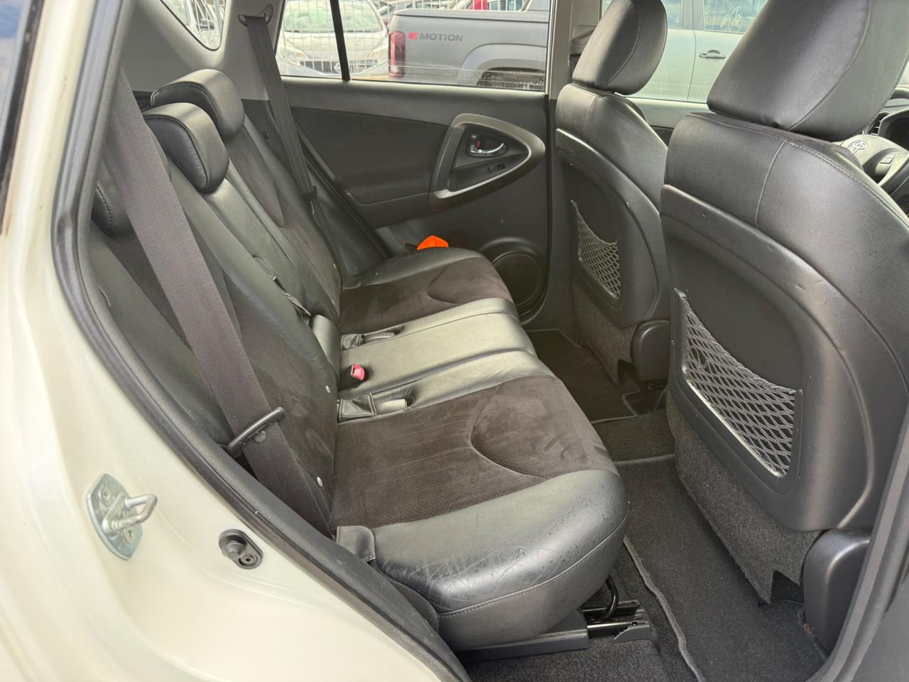 Toyota RAV 4 2.2 D-4D 150 CV 4x4