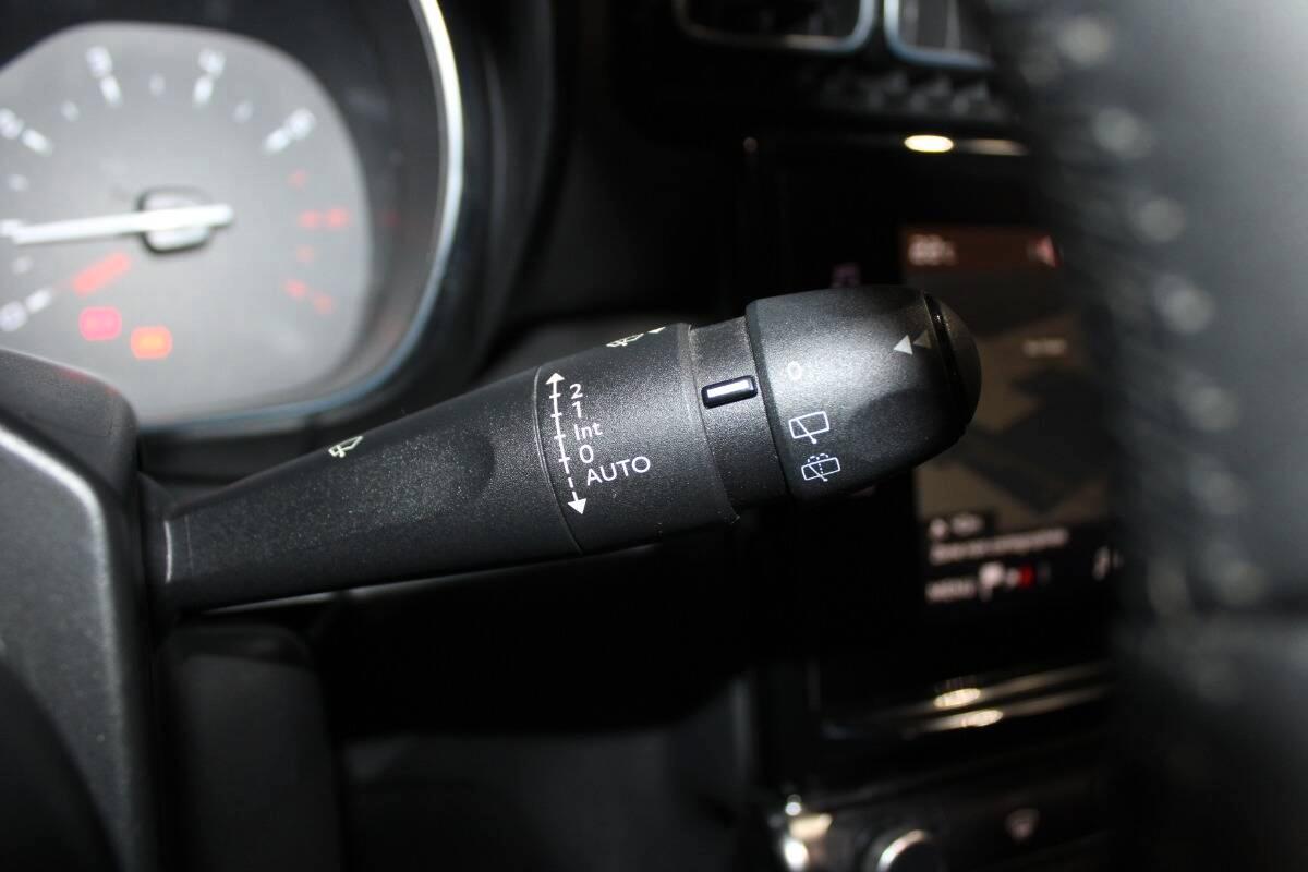 Citroen C3 Aircross 1.2 puretech Shine s&s 110cv eat6 Con NAVIGATORE