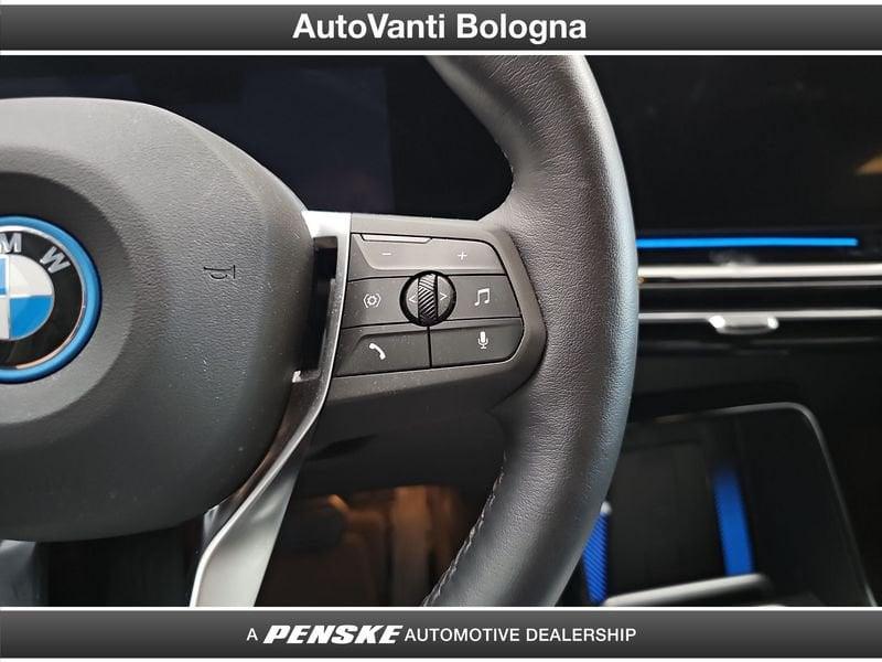 BMW iX1 eDrive 20 X-Line