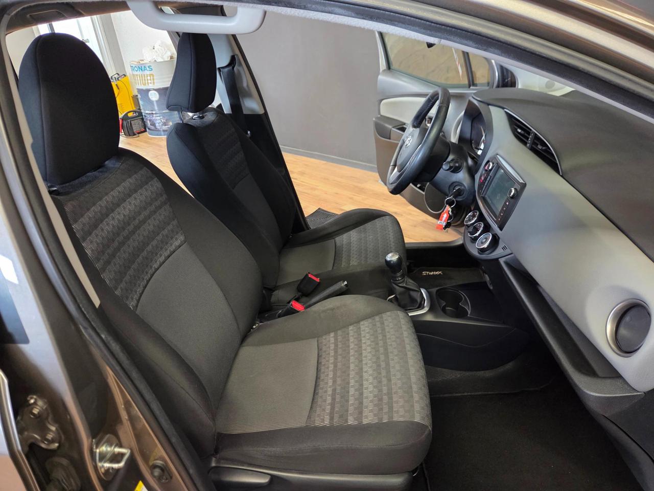 Toyota Yaris 5 Porte Yaris 5p 1.0 Active