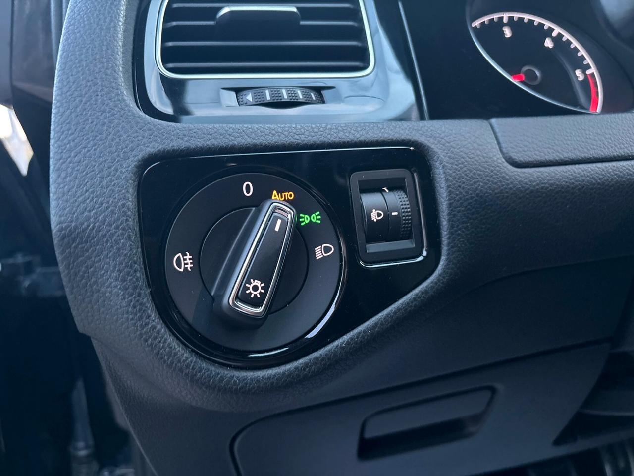 Volkswagen Golf 1.6 TDI 115cv R line - 2017