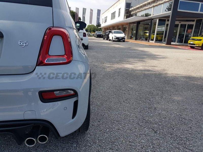 Abarth 695 695 1.4 t-jet 180cv auto