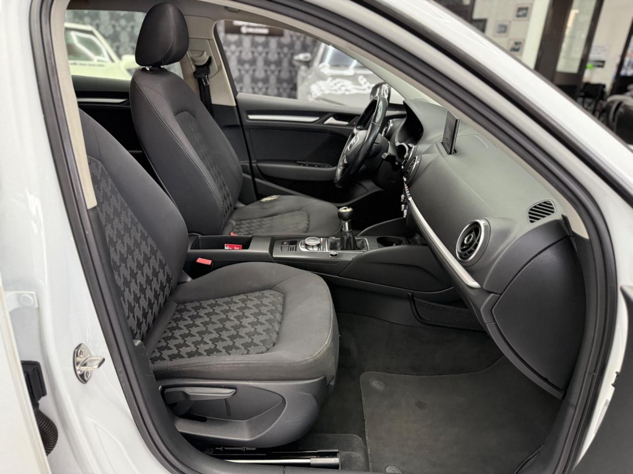 Audi A3 2.0 TDI 150 CV clean diesel Ambition