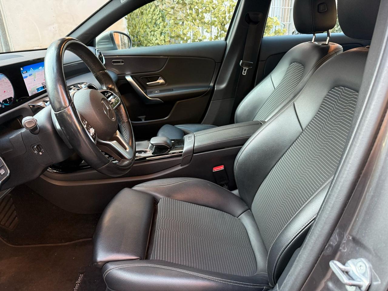 Mercedes-benz A 180 A 180 d Premium