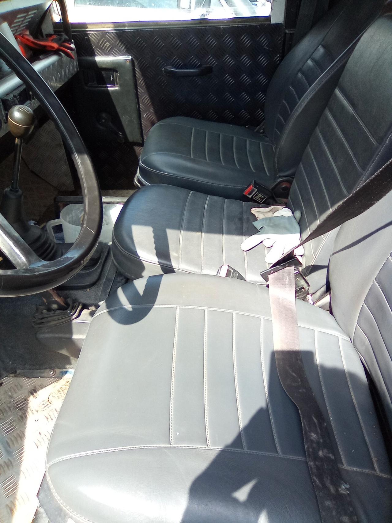 Land Rover Defender 90 diesel Hard-top