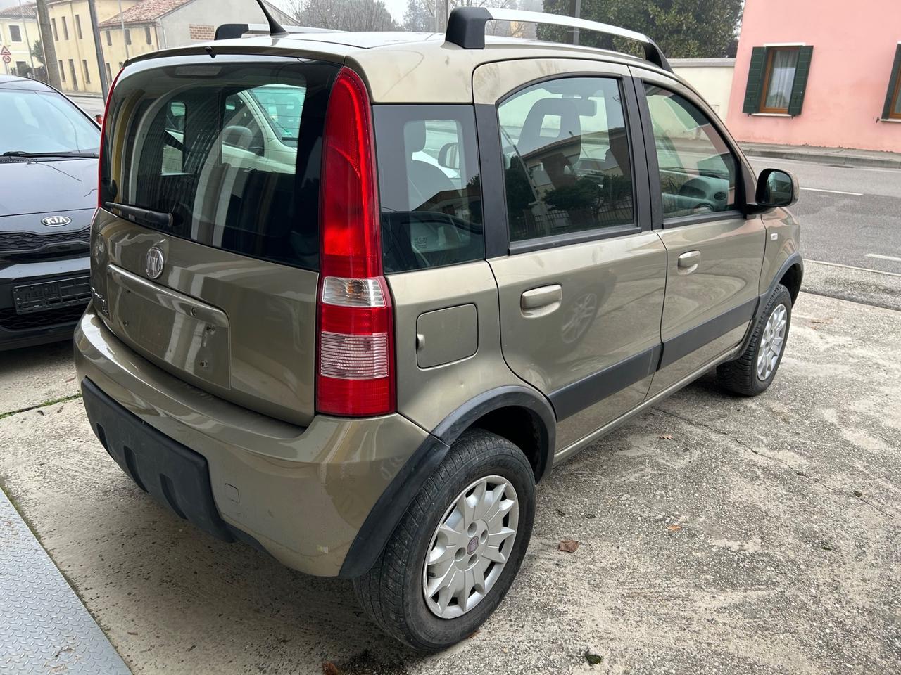 Fiat Panda 1.3 MJT 16V DPF 4x4 Climbing 2011!!!