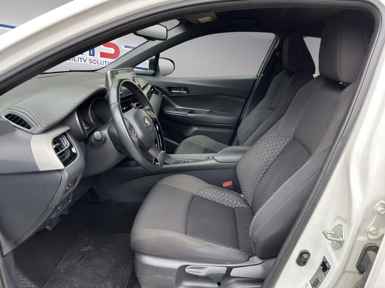 Toyota C-HR 1.8h Active e-cvt