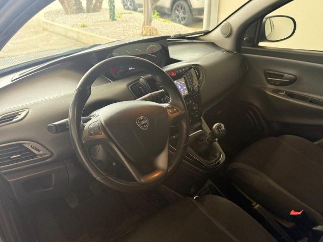 LANCIA Ypsilon 1.2 69 CV 5 porte GPL Ecochic Silver