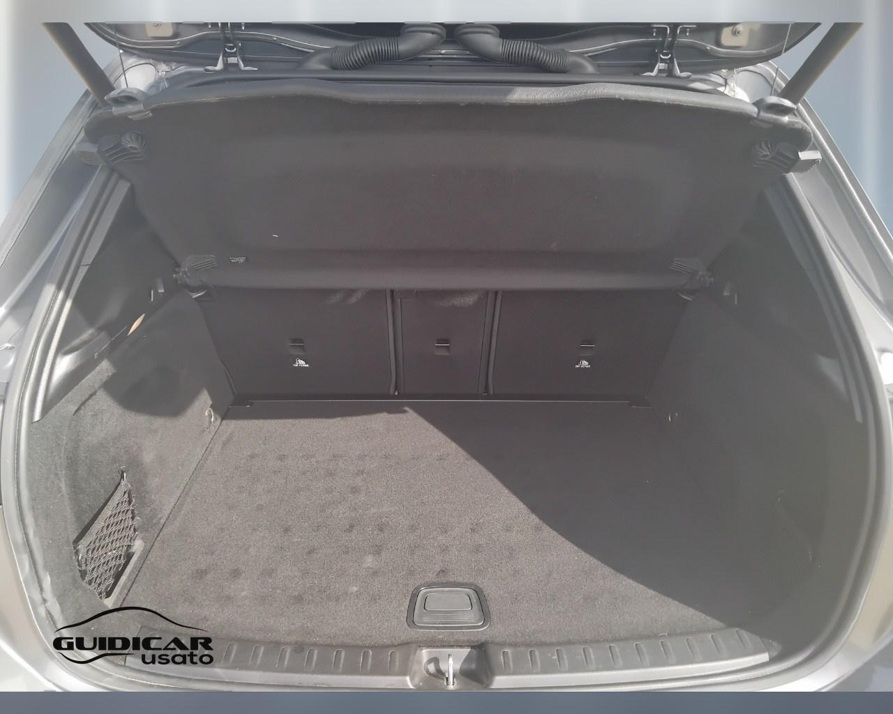 Mercedes-Benz GLA-H247 2020 - GLA 180 d Premium auto