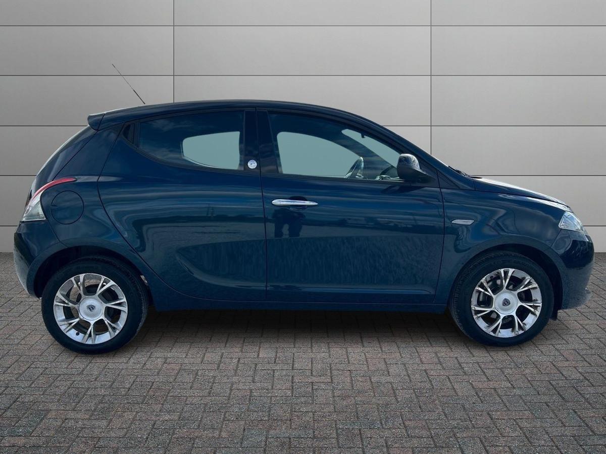 LANCIA Ypsilon III 2015 - Ypsilon 1.2 Gold ecochic Gpl 69cv