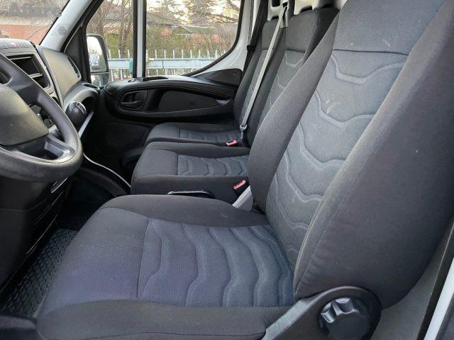 IVECO Daily 33S12V 2.3 HPT PM-TM Furgone