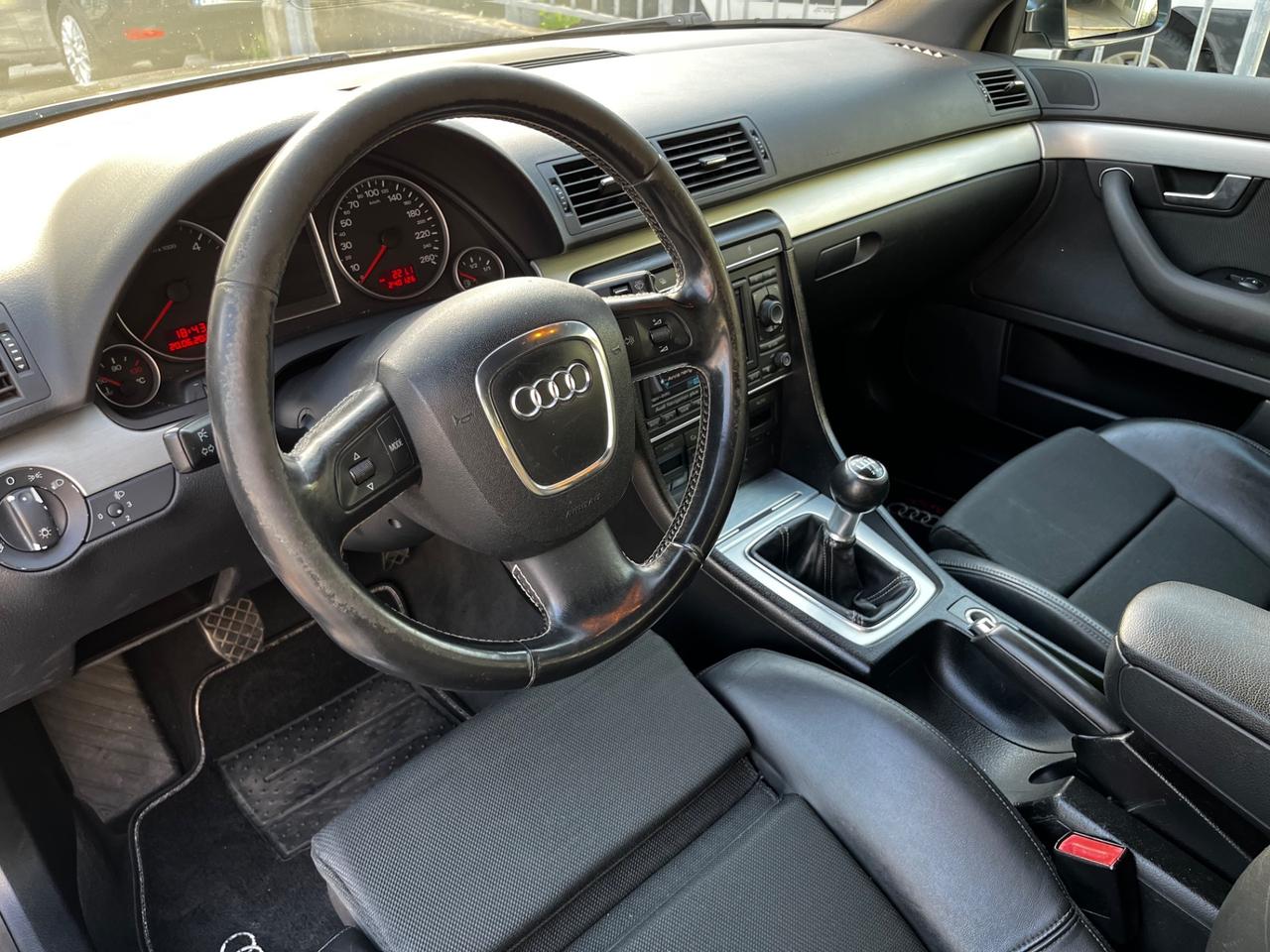 Audi A4 2.0 170CV TDI S Line Plus