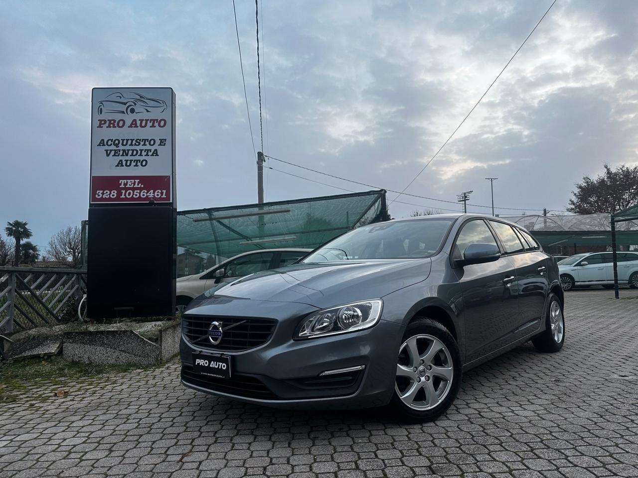 Volvo V60 D2 Summum 2016 Euro6 134000 Km