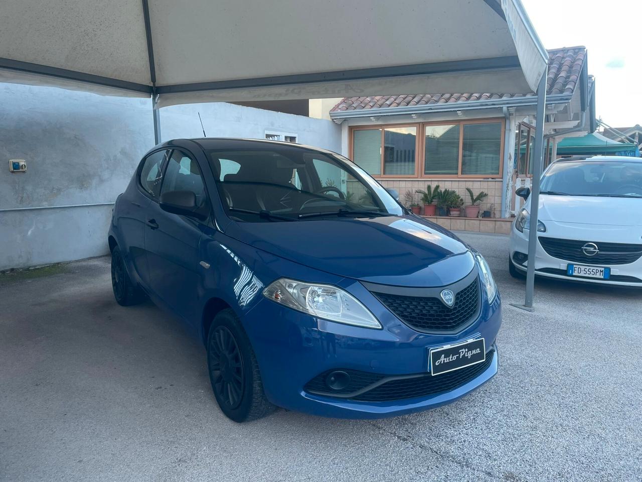 Lancia Ypsilon 1.3 MJT 16V 95 CV 5 porte