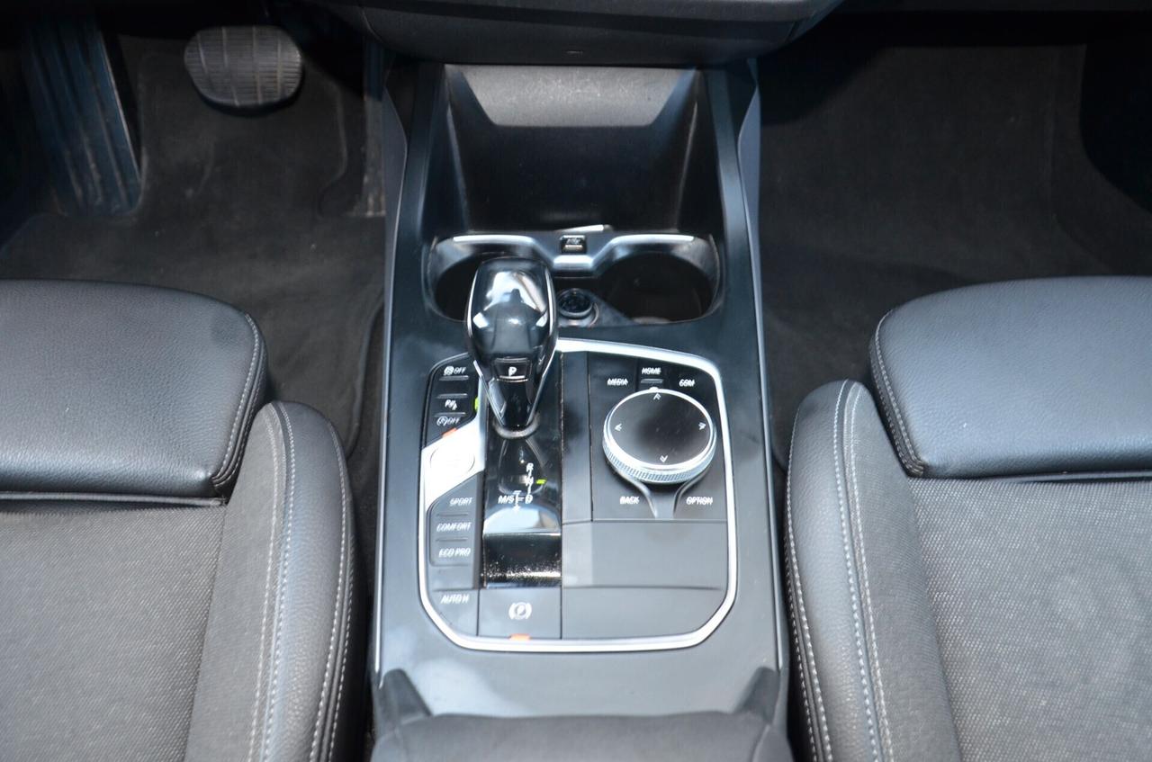 Bmw 116d 5p. SportLine