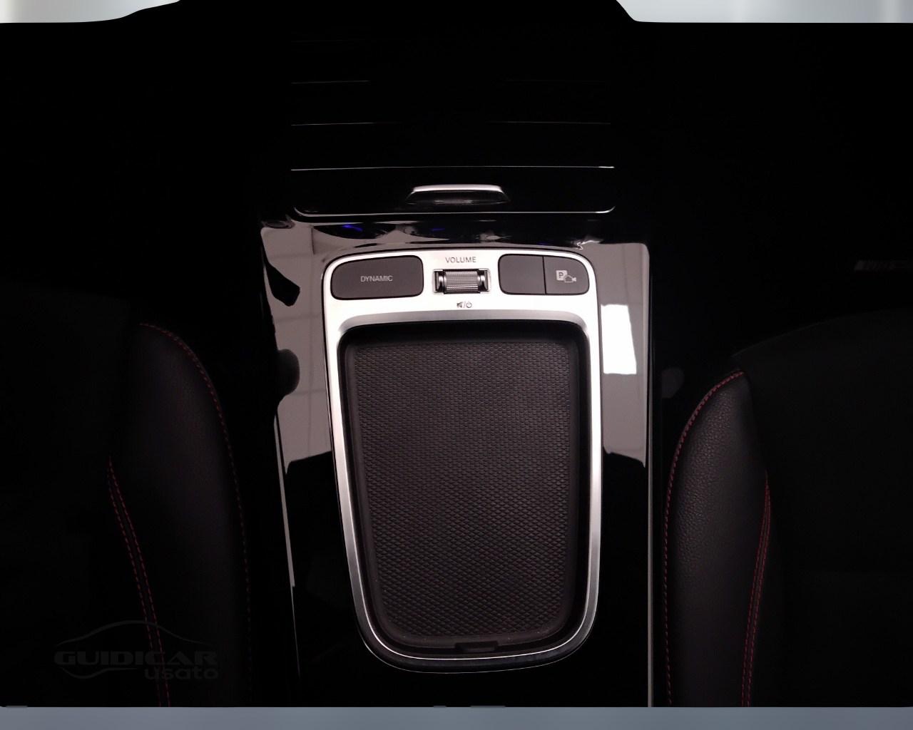 Mercedes-Benz Classe A - W177 2018 - A 180 d Premium auto