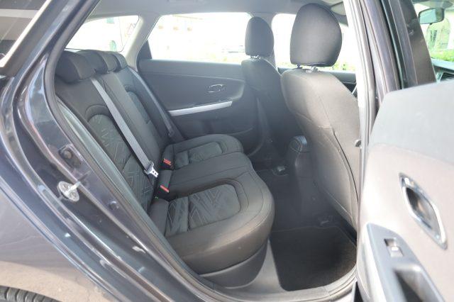 KIA cee'd 1.4 CVVT SW Navi Tel USB Android Apple NEOPATENTAT