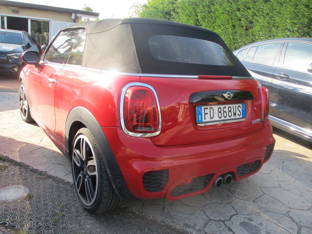 Mini Cabrio John Cooper Works S